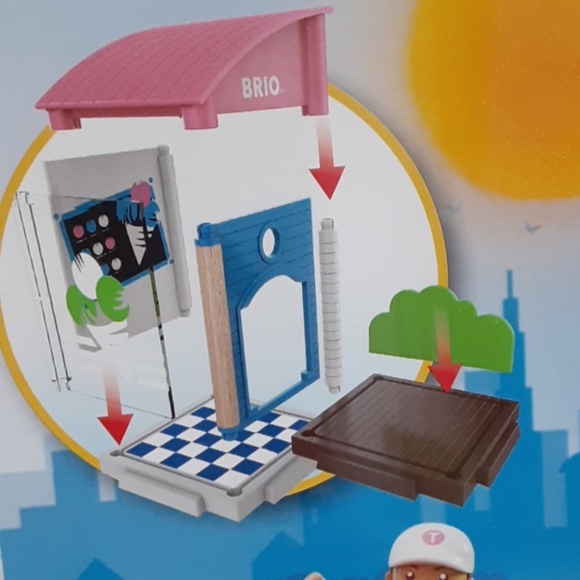 Brio World 13-Piece Ice Cream Shop New Ages 3-7 - Picture 3 of 7